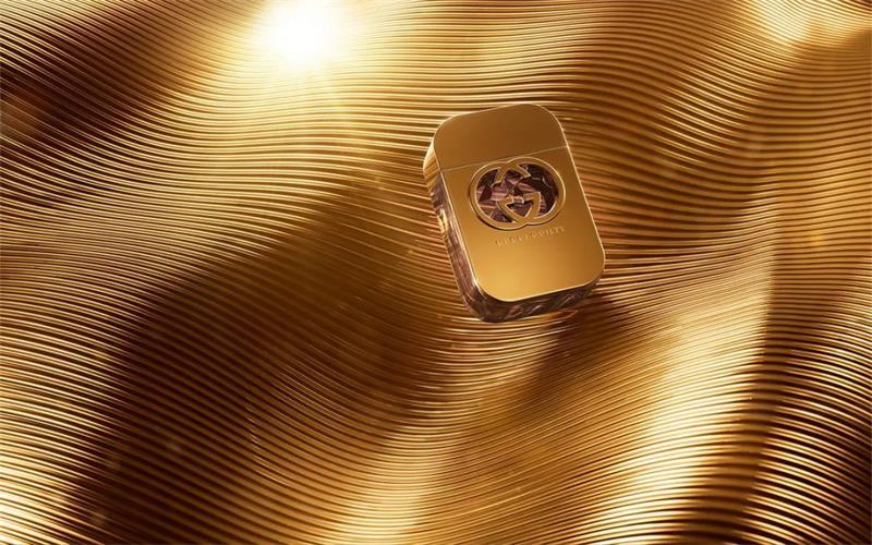 一用金色就變俗？那是你不會用！