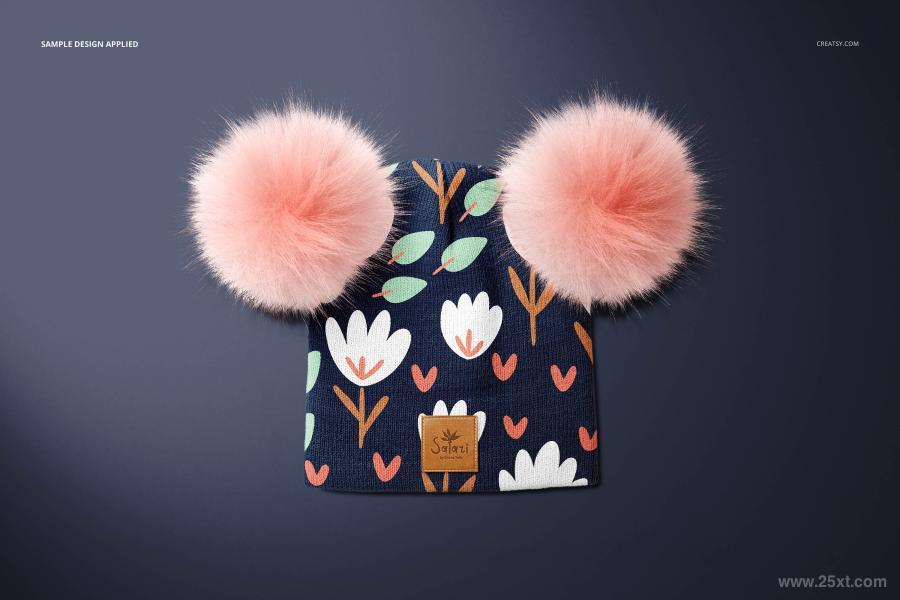25xt-160209 Beanie-with-Fur-Pompons-Mockup-Setz4.jpg