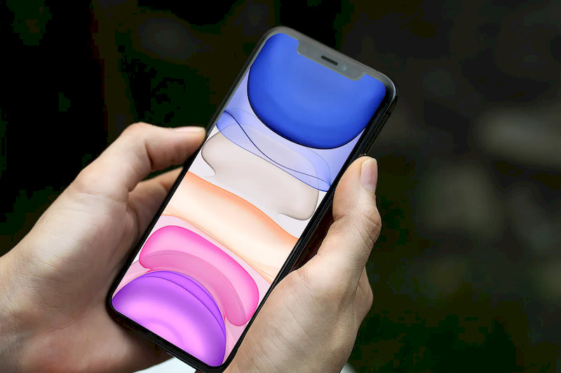 482381 iPhone 11 Pro Mockup 2.jpg