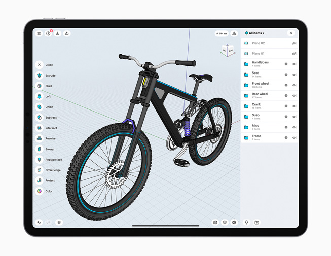 iPad Pro 展示 Shapr 3D app。